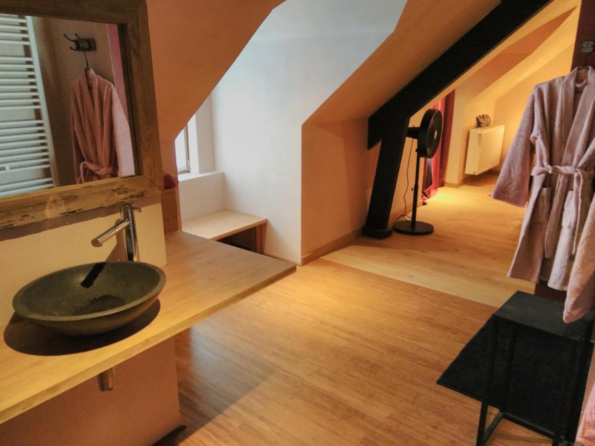 Chambres D'Hotes Les 3 Salamandres Yvoir Buitenkant foto